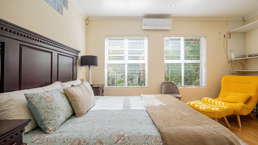 6 Bedroom Property for Sale in Newlands Western Cape